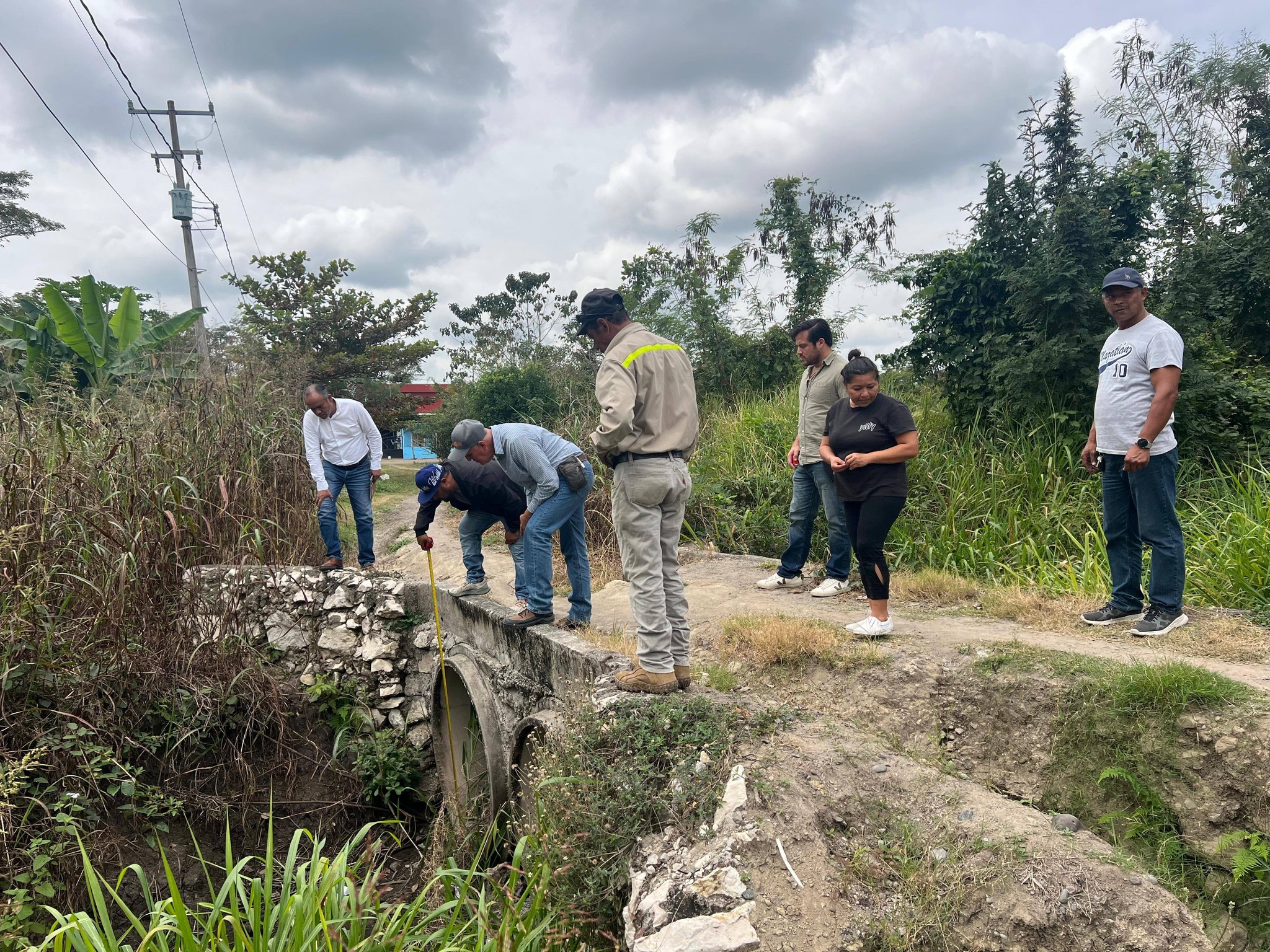 Lalo González mantiene seguimiento cercano a las necesidades de los Terrablanquenses.